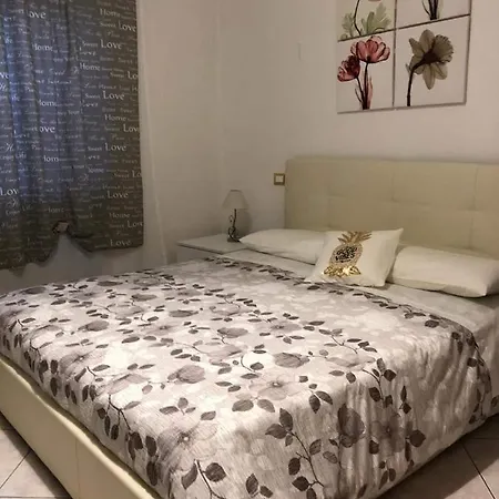 Cozy Apartment Лиссабон